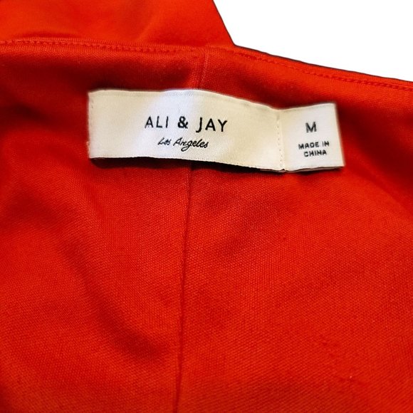 Ali & Jay Red Jumpsuit Bow Front Sleeveless Cropped Womans Size M VR614 - Picture 5 of 14